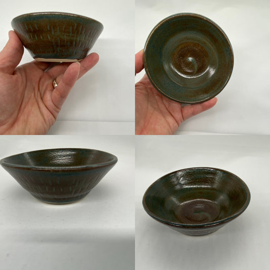Small hand thrown bowl with carving - matcha gloss glaze